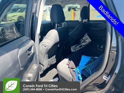 Used 2024 Ford Bronco Sport Badlands AWD/4WD image 9