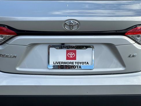 Used 2024 Toyota Corolla LE FWD image 45