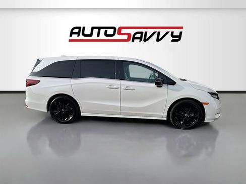 Used 2024 Honda Odyssey Sport image 8