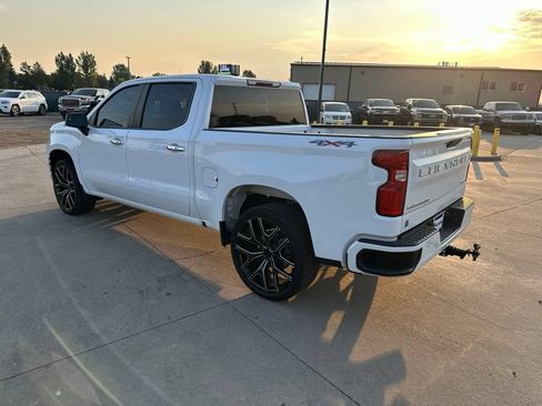Used 2021 Chevrolet Silverado 1500 Custom AWD/4WD image 30