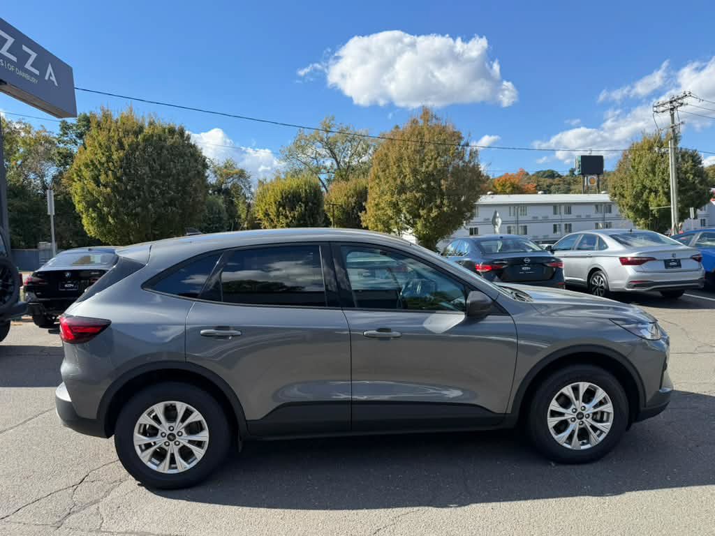 Used 2025 Ford Escape Active AWD/4WD image 6