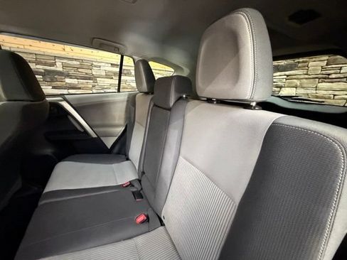 Used 2013 Toyota RAV4 XLE AWD/4WD image 31