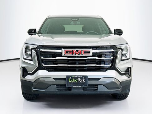 Used 2025 GMC Terrain Elevation AWD/4WD image 2
