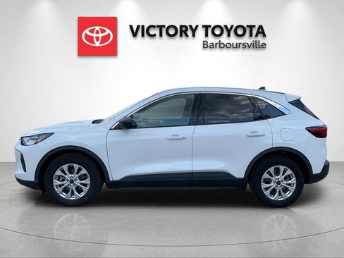 Used 2024 Ford Escape Active FWD image 2