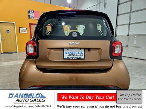 Used 2016 smart fortwo passion image 7