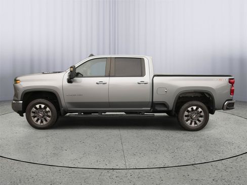 Used 2024 Chevrolet Silverado 2500 LT w/ All Star Edition AWD/4WD image 18
