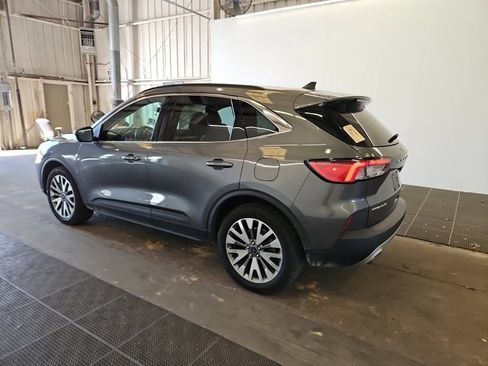 Used 2022 Ford Escape Titanium AWD/4WD image 18