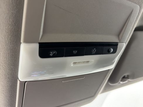 Used 2024 Nissan Sentra SV FWD image 19