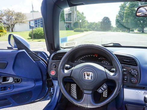 Used 2004 Honda S2000 image 35