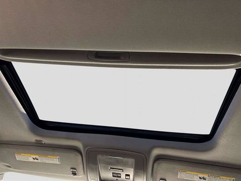 Used 2017 GMC Sierra 1500 Denali w/ Denali Ultimate Package image 8