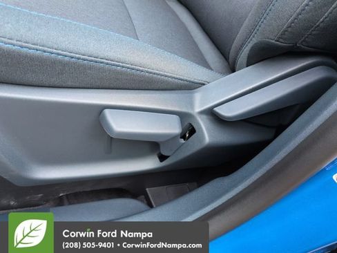 New 2026 Ford Maverick XLT AWD/4WD image 12
