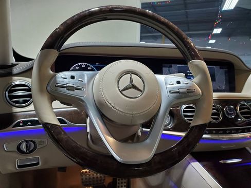 Used 2020 Mercedes-Benz S 560 4MATIC Sedan image 31