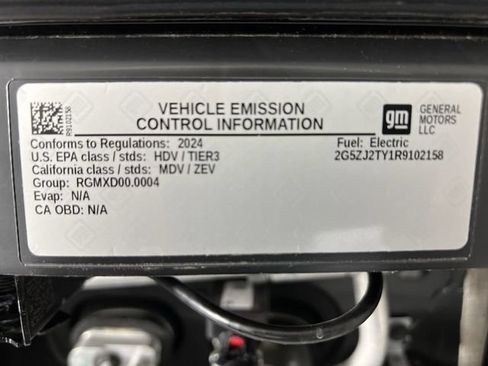 Used 2024 Chevrolet Brightdrop 400 w/ Commercial Equipment Package AWD/4WD image 24
