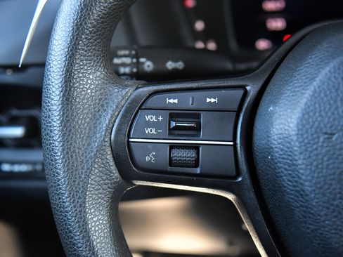 Used 2023 Honda Accord EX image 30