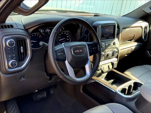 Used 2021 GMC Sierra 1500 SLT image 18