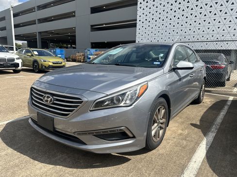Used 2015 Hyundai Sonata SE w/ Option Group 09 image 12