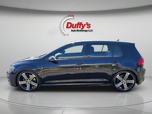 Used 2016 Volkswagen Golf R 4-Door AWD/4WD image 17