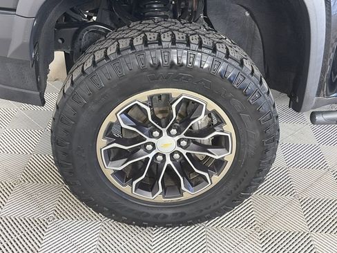 Used 2018 Chevrolet Colorado ZR2 image 8