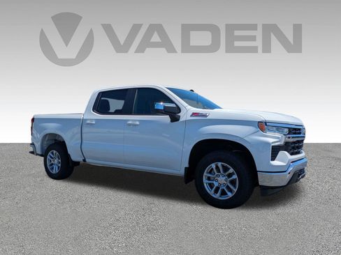 New 2026 Chevrolet Silverado 1500 LT w/ Z71 Off-Road Package AWD/4WD image 3