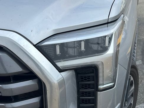 Used 2023 Toyota Tundra Limited AWD/4WD image 11