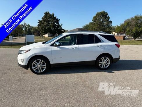 Used 2018 Chevrolet Equinox Premier FWD image 3