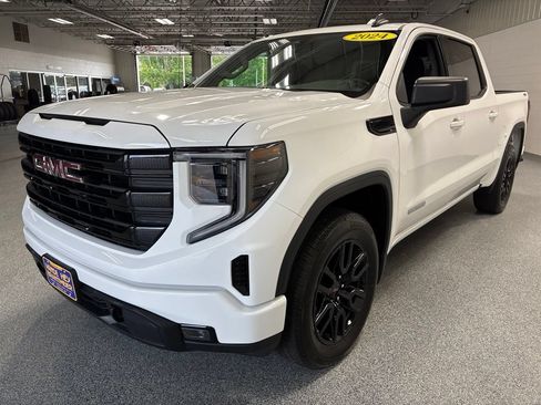 Used 2024 GMC Sierra 1500 Elevation AWD/4WD image 3