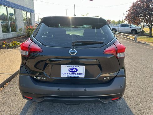 Used 2020 Nissan Kicks SR FWD image 6