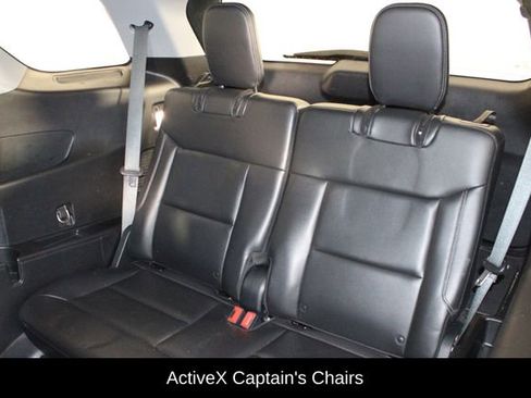 Used 2021 Ford Explorer XLT w/ Equipment Group 202A image 14