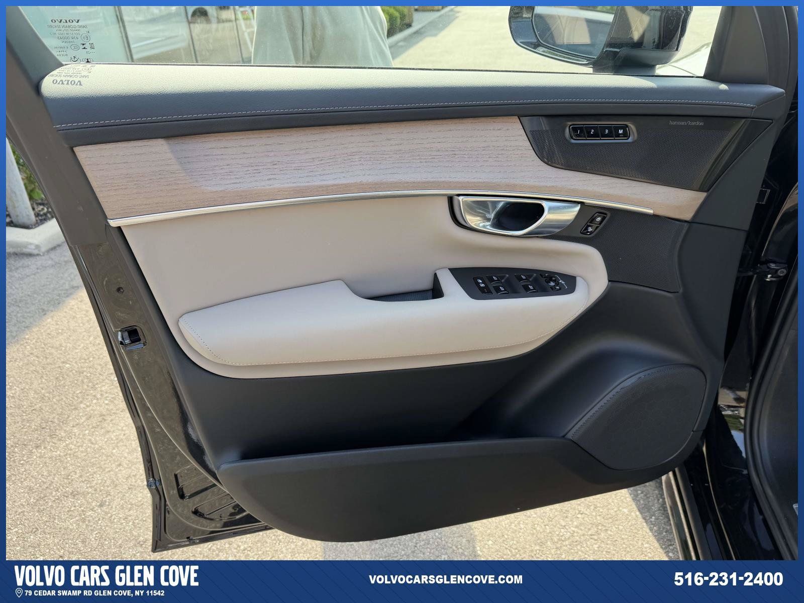 Used 2026 Volvo XC90 B5 Plus w/ Protection Package Premier AWD/4WD image 13