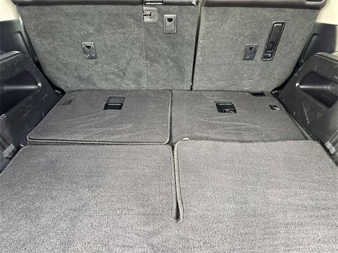 Used 2016 Toyota 4Runner SR5 Premium image 11