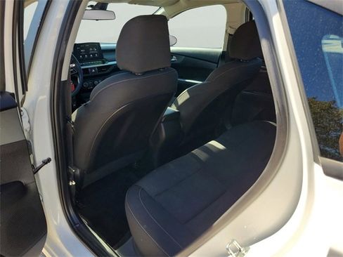 Used 2020 Kia Forte LXS image 8