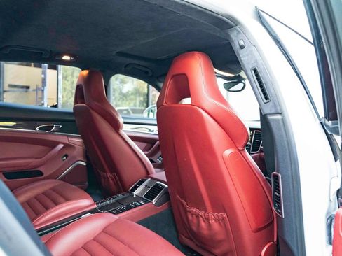 Used 2016 Porsche Panamera GTS AWD/4WD image 42