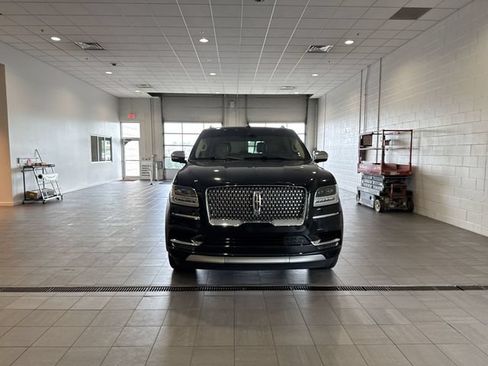 Used 2021 Lincoln Navigator Black Label AWD/4WD image 7