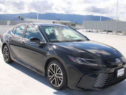 Certified 2025 Toyota Camry XLE image 2