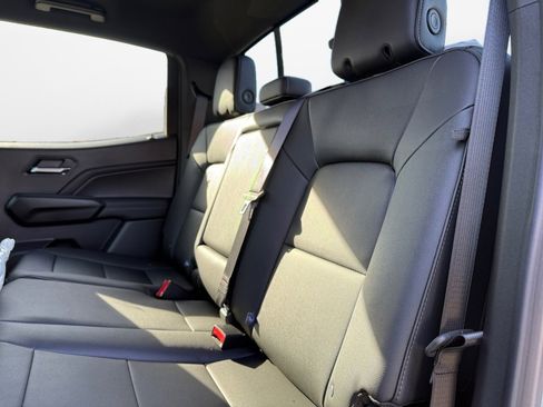 New 2026 GMC Canyon Elevation w/ Convenience Package image 12