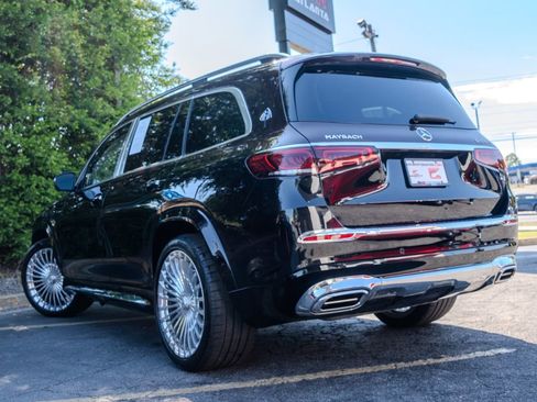 Used 2023 Mercedes-Benz Maybach GLS 600 4MATIC image 26