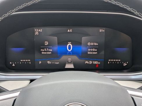 New 2026 Volkswagen Taos SE image 34