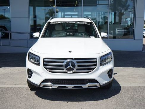 Used 2026 Mercedes-Benz GLB 250 image 2