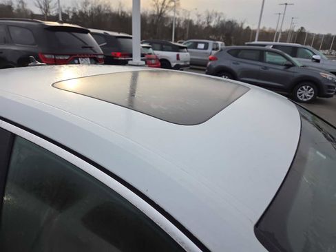 Used 2023 Audi A4 2.0T Premium w/ Convenience Package image 2