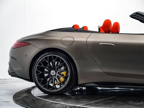 Used 2022 Mercedes-Benz SL 55 AMG 4MATIC image 29