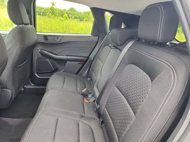 Used 2025 Ford Escape Active AWD/4WD image 19