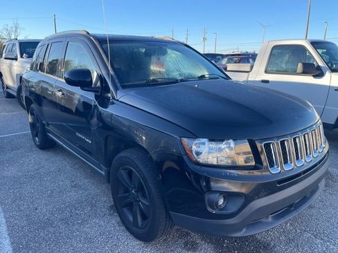 Used 2017 Jeep Compass High Altitude image 5