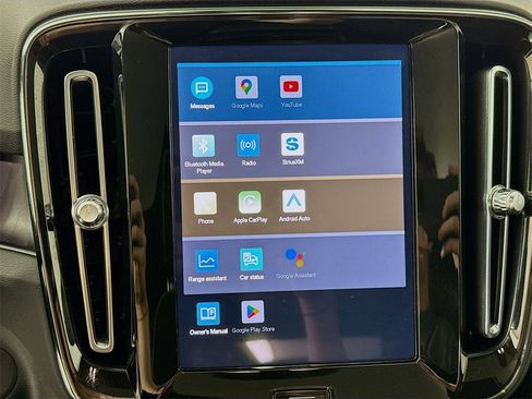 Used 2023 Volvo C40 P8 Recharge Plus image 15