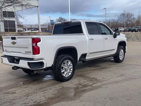 Used 2024 Chevrolet Silverado 3500 High Country w/ High Country Premium Package image 8