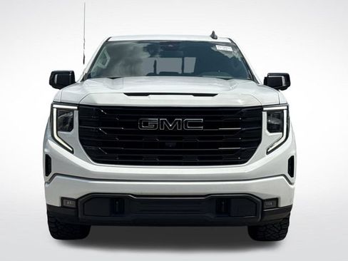 Used 2022 GMC Sierra 1500 Elevation w/ Elevation Premium Package AWD/4WD image 10