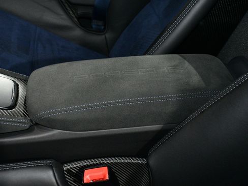 Used 2025 Porsche 718 Cayman GT4 RS w/ Weissach Package image 41