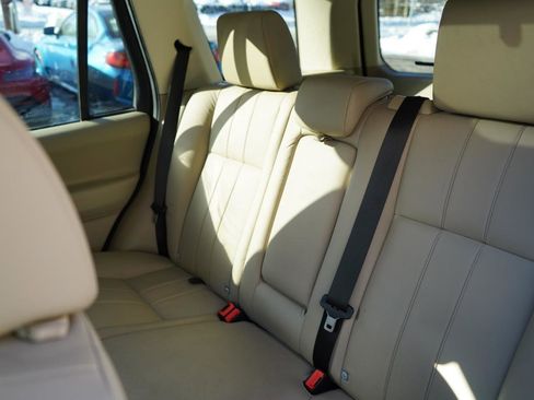 Used 2013 Land Rover LR2 image 49