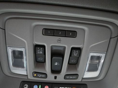 Certified 2025 Chevrolet Silverado 2500 LTZ w/ LTZ Convenience Package image 20