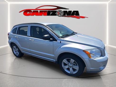 Used 2012 Dodge Caliber SXT FWD image 2