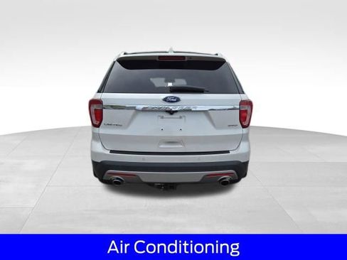 Used 2017 Ford Explorer Limited w/ Equipment Group 301A AWD/4WD image 9
